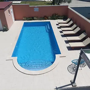 https://apartment-monte-cherpo.in-istria.net
